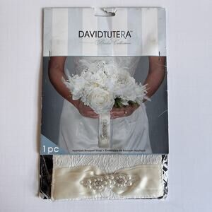 David Tutera Appliqué Bouquet Wrap Ivory Wedding Bridal Collection